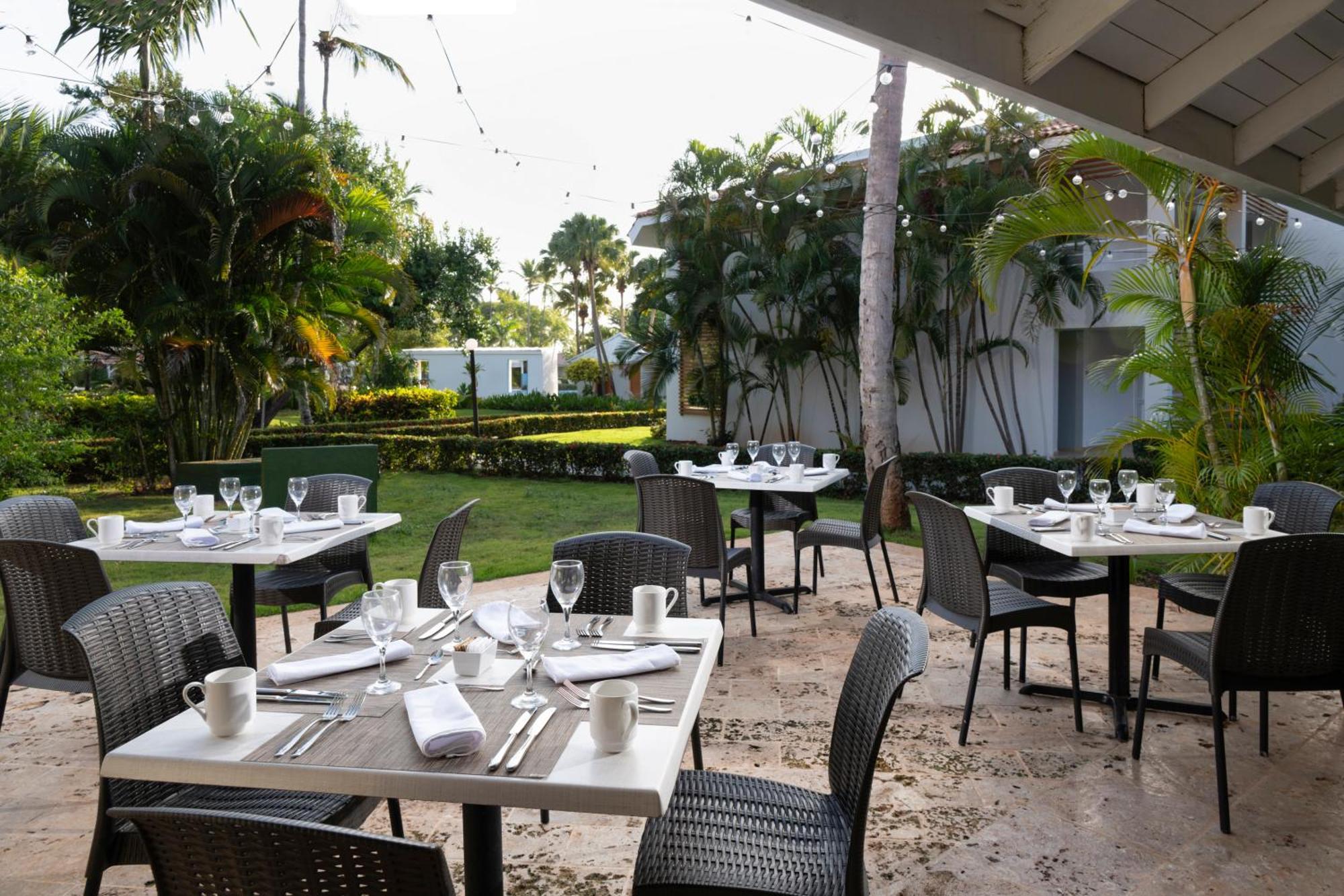 Wyndham Alltra Samana All Inclusive Resort Екстериор снимка